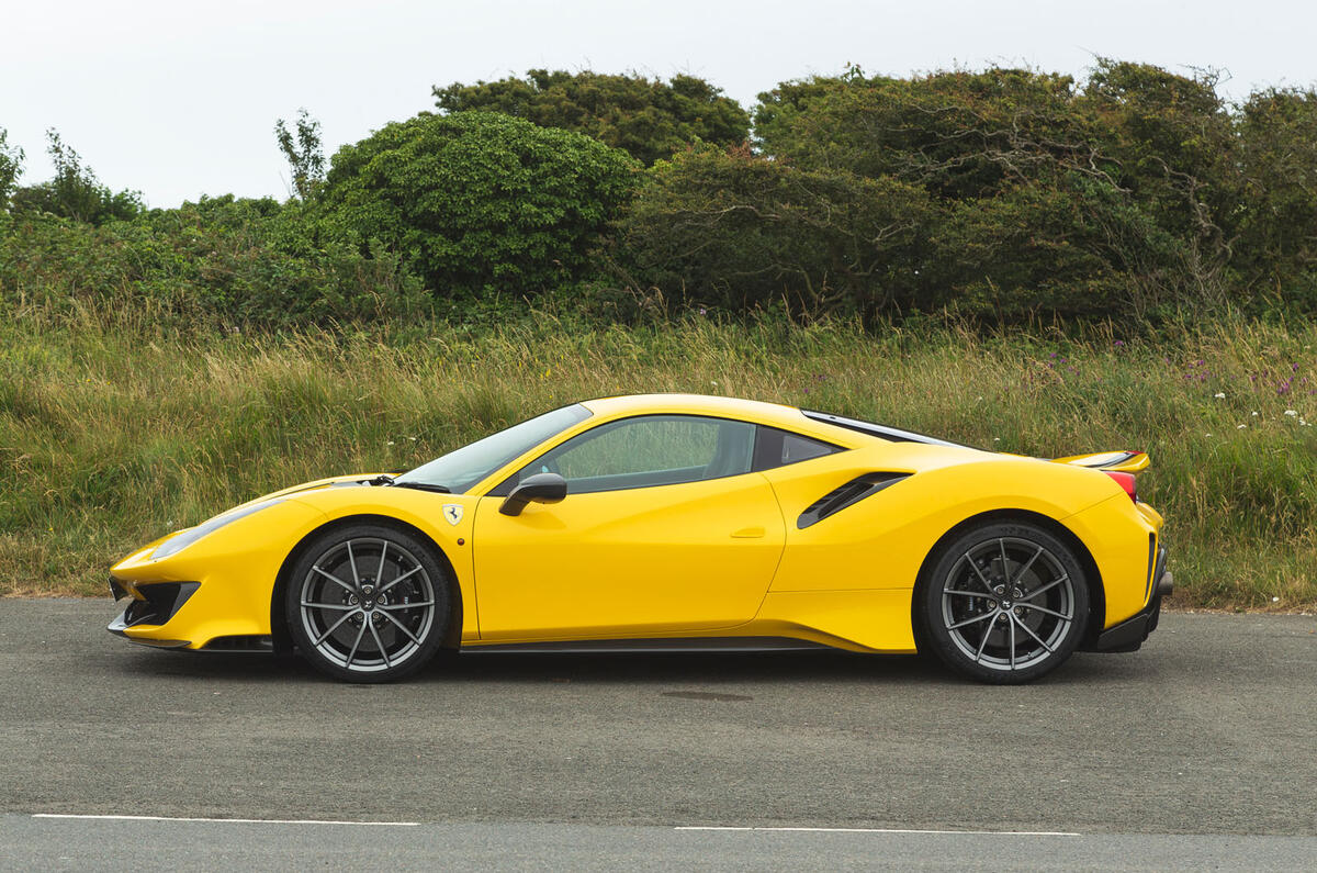 Ferrari 488 Pista Review (2019)